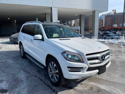 2015 Mercedes-Benz GL-Class GL 450 AWD photo