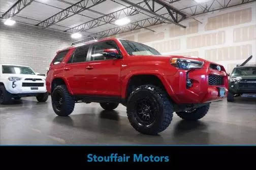 2018 Toyota 4Runner SR5 Premium 4WD photo