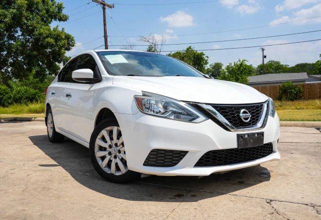 2017 Nissan Sentra S FWD photo