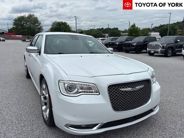2018 Chrysler 300 300C RWD photo