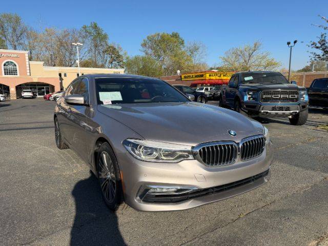 2018 BMW 5 Series 530i xDrive AWD photo