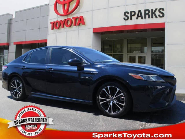 2018 Toyota Camry Hybrid SE FWD photo