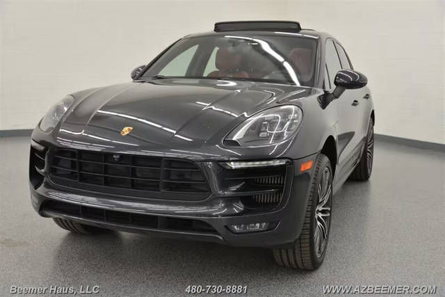 2018 Porsche Macan GTS AWD photo