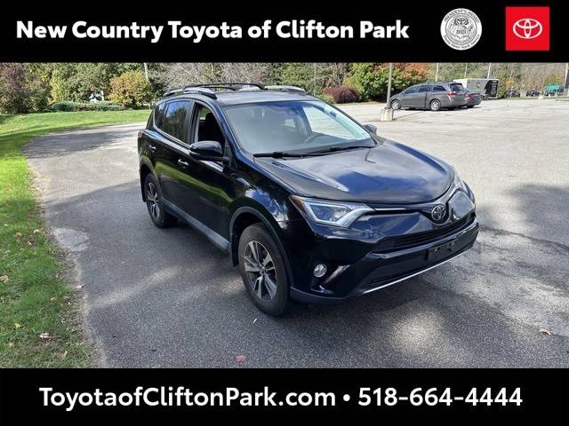 2018 Toyota RAV4 XLE AWD photo