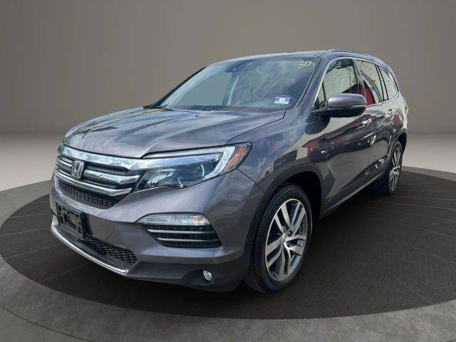 2017 Honda Pilot Touring AWD photo