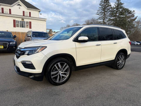2017 Honda Pilot Elite AWD photo