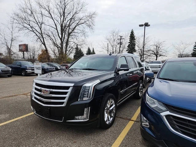 2018 Cadillac Escalade Premium Luxury 4WD photo