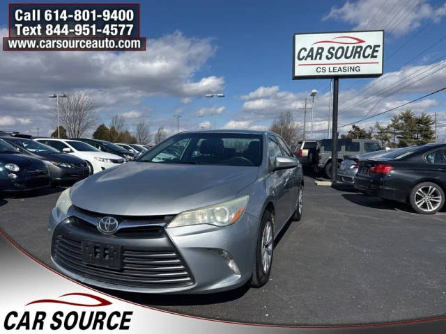 2016 Toyota Camry LE FWD photo