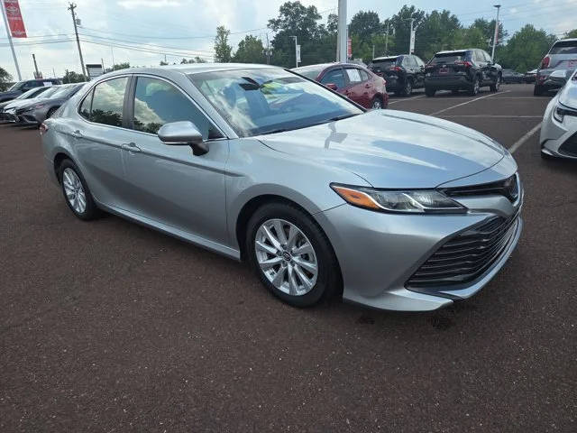 2018 Toyota Camry LE FWD photo