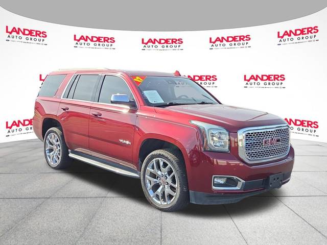 2017 GMC Yukon SLT 4WD photo
