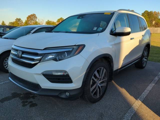 2017 Honda Pilot Elite AWD photo