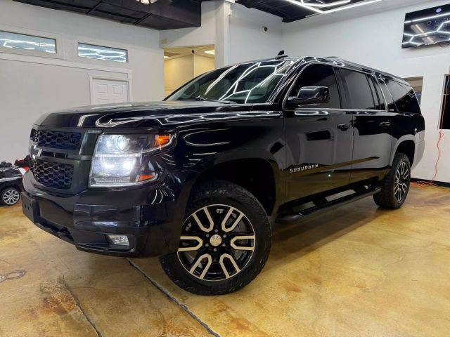 2018 Chevrolet Suburban LT 4WD photo