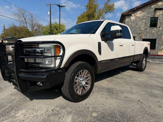 2017 Ford F-350 Super Duty King Ranch 4WD photo
