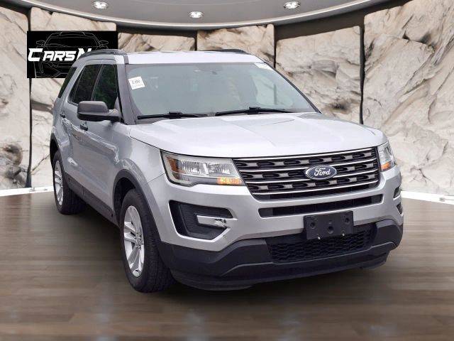 2017 Ford Explorer Base FWD photo