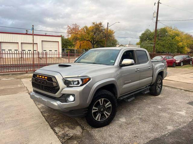 2017 Toyota Tacoma TRD Sport RWD photo