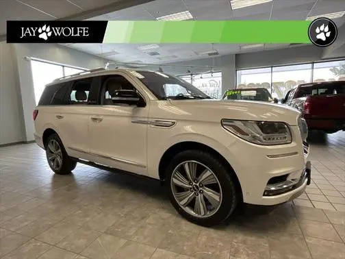 2018 Lincoln Navigator Select RWD photo