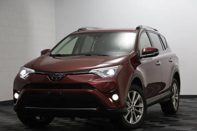 2018 Toyota RAV4 Limited AWD photo