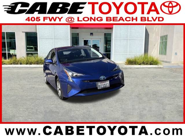 2017 Toyota Prius Three FWD photo