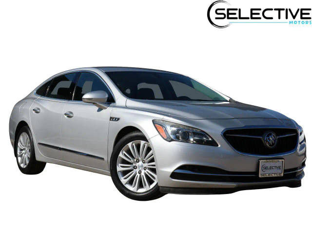 2018 Buick LaCrosse Essence FWD photo