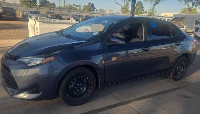 2018 Toyota Corolla LE FWD photo