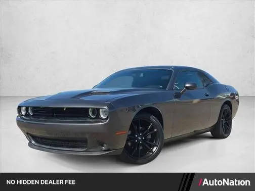 2018 Dodge Challenger SXT RWD photo