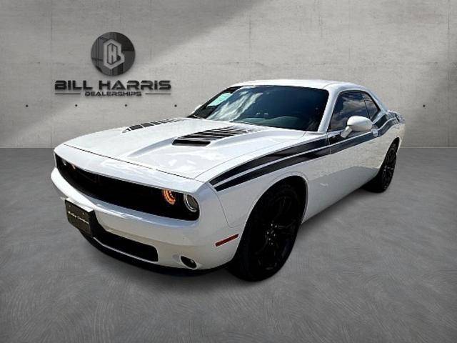 2018 Dodge Challenger SXT Plus RWD photo