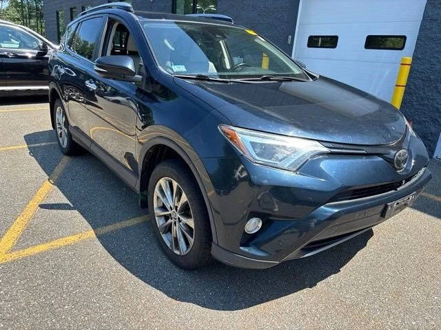 2018 Toyota RAV4 Limited AWD photo