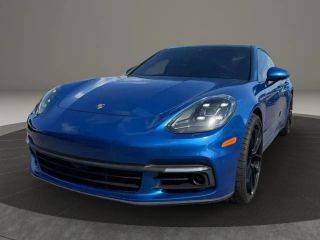 2017 Porsche Panamera 4S AWD photo