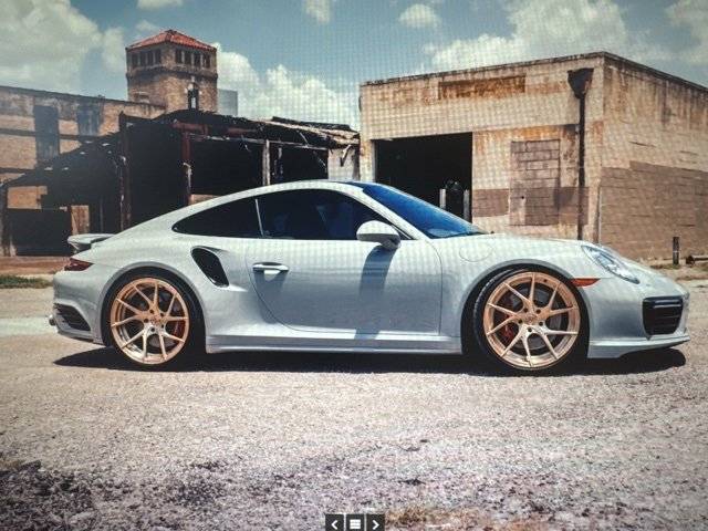 2018 Porsche 911 Turbo AWD photo