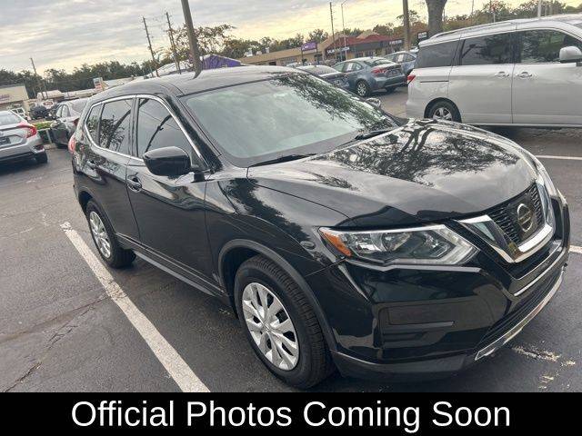 2017 Nissan Rogue S FWD photo