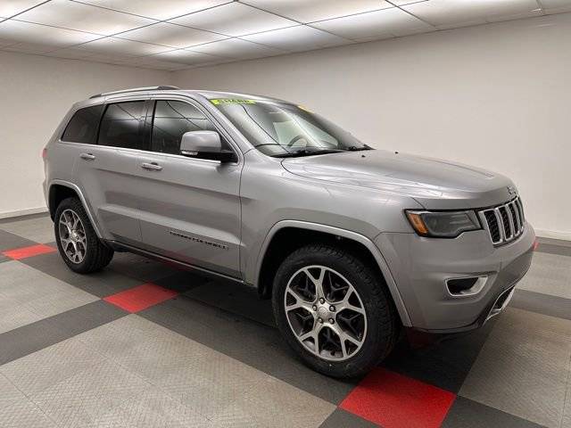 2018 Jeep Grand Cherokee Sterling Edition 4WD photo