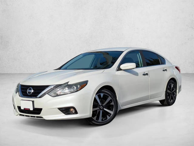 2018 Nissan Altima 2.5 SR FWD photo