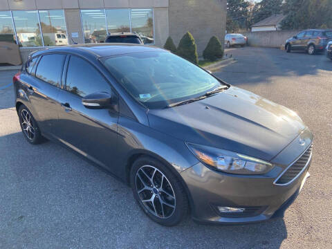 2018 Ford Focus SEL FWD photo