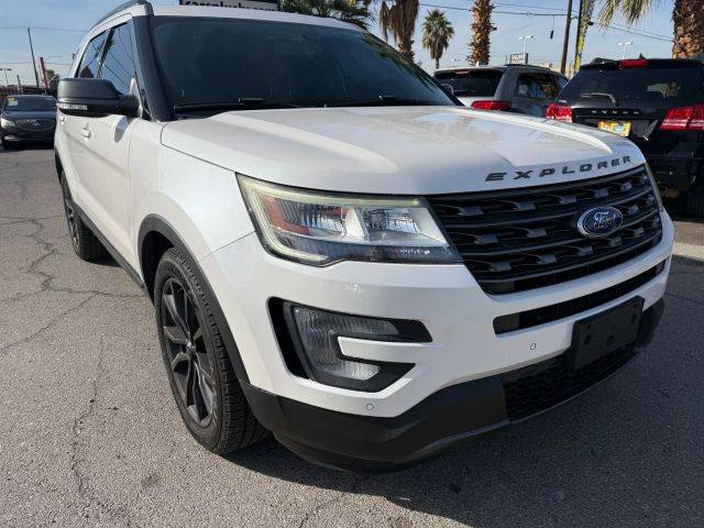 2017 Ford Explorer XLT FWD photo
