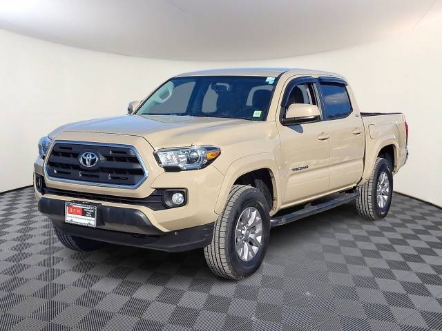 2017 Toyota Tacoma SR5 4WD photo