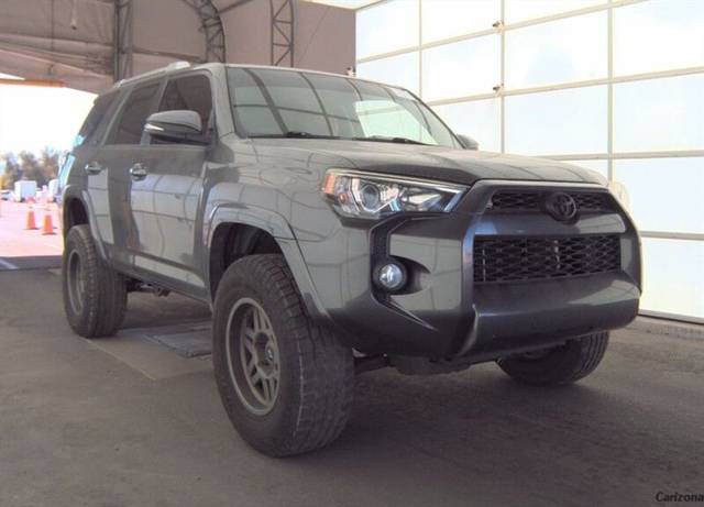 2017 Toyota 4Runner SR5 Premium 4WD photo
