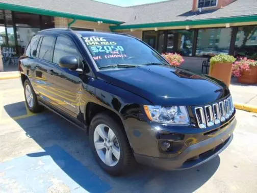 2016 Jeep Compass Sport FWD photo