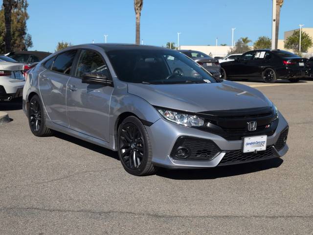 2018 Honda Civic  FWD photo