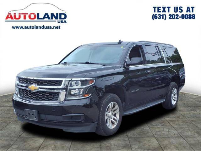 2018 Chevrolet Suburban LT 4WD photo