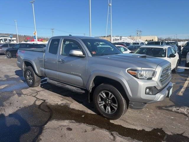 2017 Toyota Tacoma TRD Sport 4WD photo