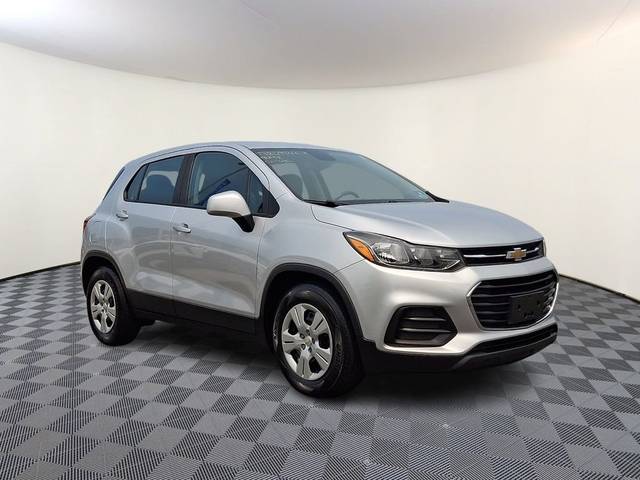 2018 Chevrolet Trax LS FWD photo