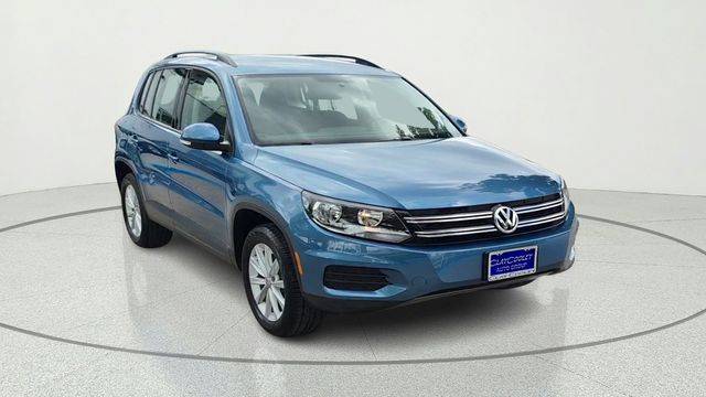 2017 Volkswagen Tiguan  FWD photo