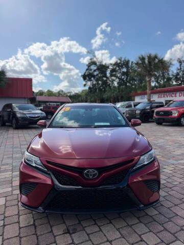 2018 Toyota Camry SE FWD photo