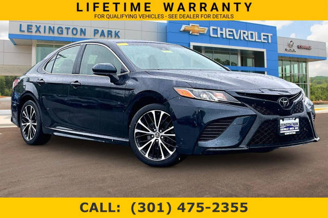 2018 Toyota Camry SE FWD photo