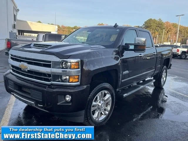 2018 Chevrolet Silverado 2500HD High Country 4WD photo