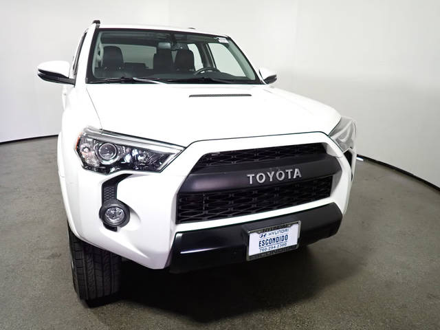 2018 Toyota 4Runner TRD Off Road Premium 4WD photo