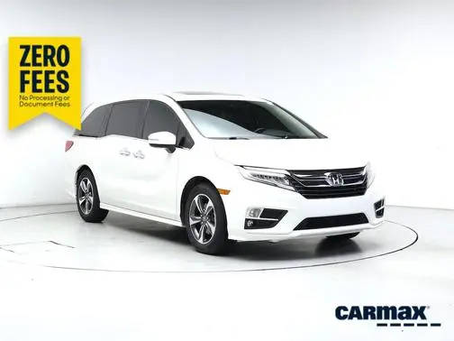 2018 Honda Odyssey Touring FWD photo