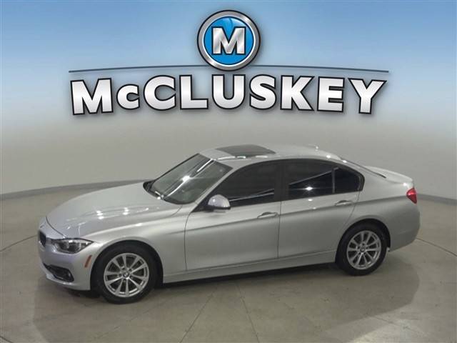 2018 BMW 3 Series 320i xDrive AWD photo