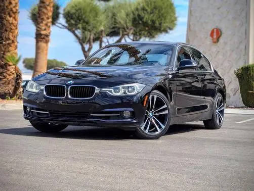 2018 BMW 3 Series 330i RWD photo