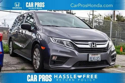 2018 Honda Odyssey LX FWD photo